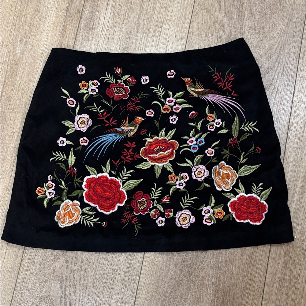 Forever 21 Black Mini Skirt with Multicolor Floral & Bird Embroidery - Picture 2 of 6